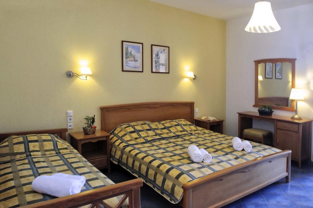 كاتو جاتزي Hotel Apartments Sikia الغرفة الصورة